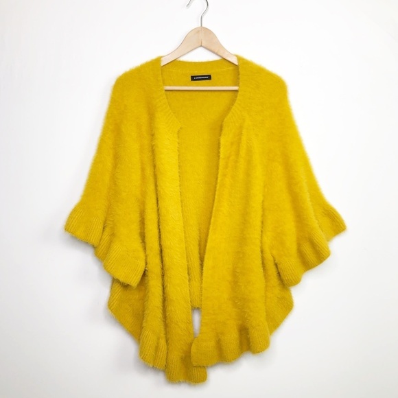 Anthropologie marigold ruffled Open closure kimono - Picture 2 of 15